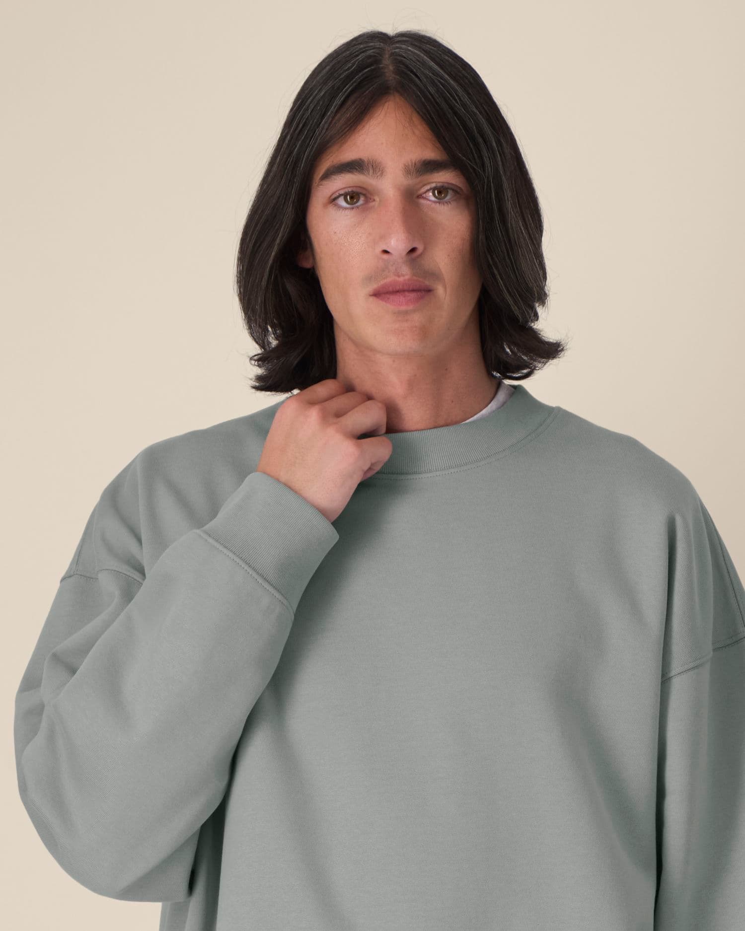 48544
